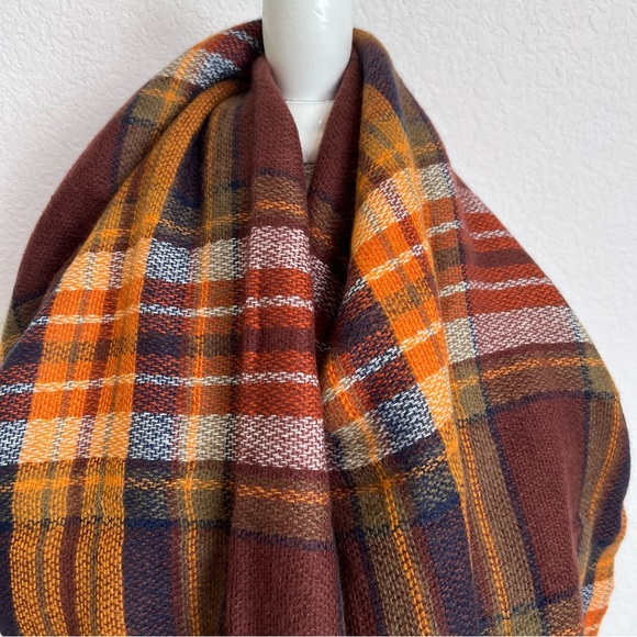 W Fashion Accessories Brown Rust White Wool Blend Plaid Throw Shawl Wrap New - Picture 4 of 15